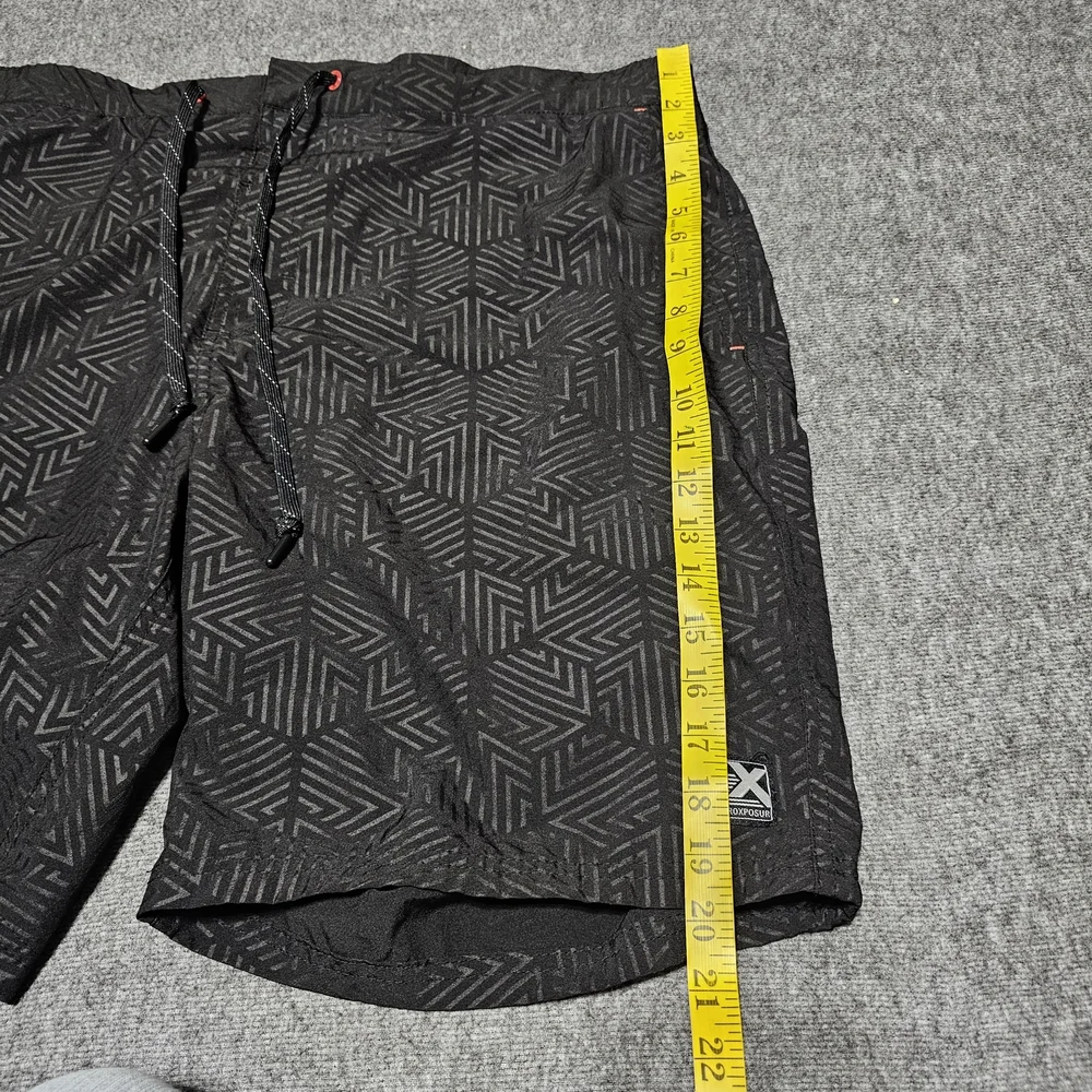 ZeroXposur Black Patterned Men's Board Shorts